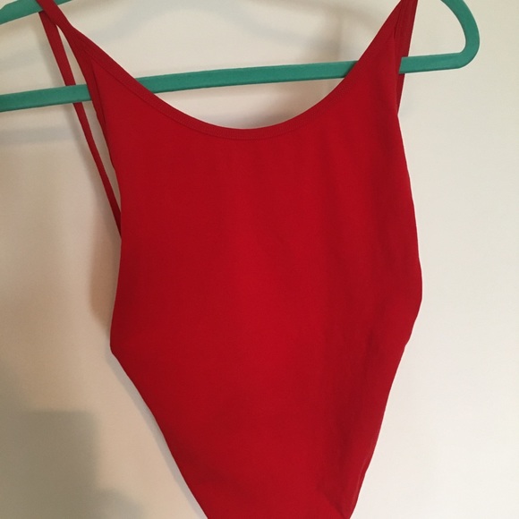 Low back red body suit - Picture 3 of 3
